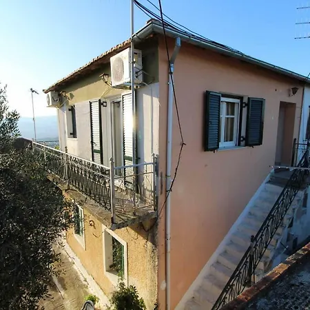 Alex Montos Corfu Casa de Férias Karousádes