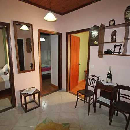 Casa de Férias Alex Montos Corfu Karousádes