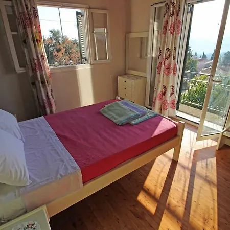 Casa de Férias Alex Montos Corfu *