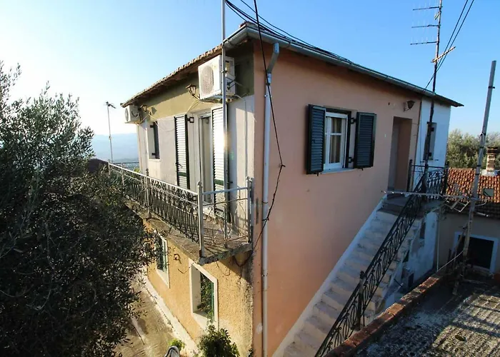 Alex Montos Corfu Сasa de vacaciones Karousádes